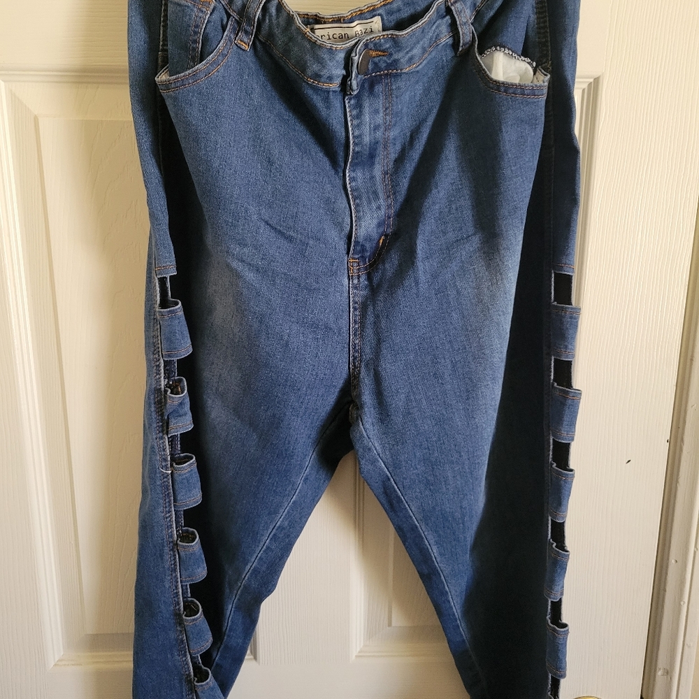 FREE WITH PURCHASE